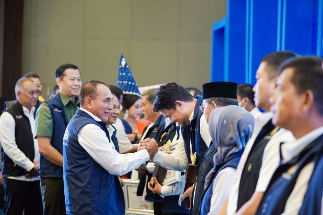 
					Kota Medan Raih PPD Tahun 2023 Terbaik Pertama, Bobby Nasution: Alhamdulillah, Berkat Kolaborasi