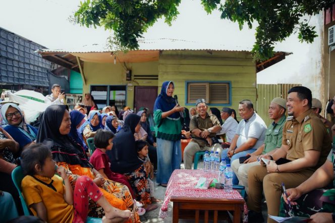 
					Nikmatnya Makan Siang Bersama Bobby Nasution Sambil Dengar Curhatan Warga