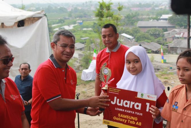 
					Siswa SMP YPSA Juara 1 Lomba Karya Tulis Lingkungan Hidup