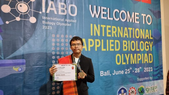 
					Sabet Medali, Rizki Indra Pratama Harumkan Sumut Ajang Olimpiade Biologi Internasional di Bali