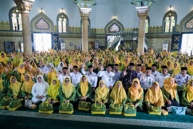 
					Bobby Nasution Minta Pengajian Al Hidayah Jadi Petugas Haji dari Kota Medan