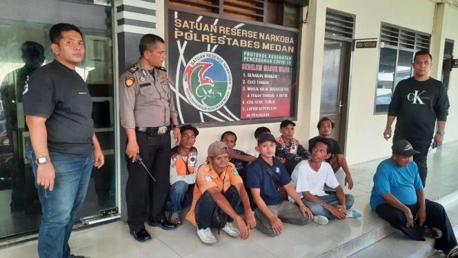 
					Dishub Medan Tertibkan 96 Jukir Liar di Kota Medan