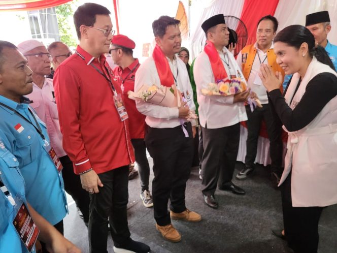 
					Resmi Daftar Jadi Calon Walikota-Wakil Walikota Medan, Ridha-Rani: “Siap Berkorban Untuk Kota Medan”