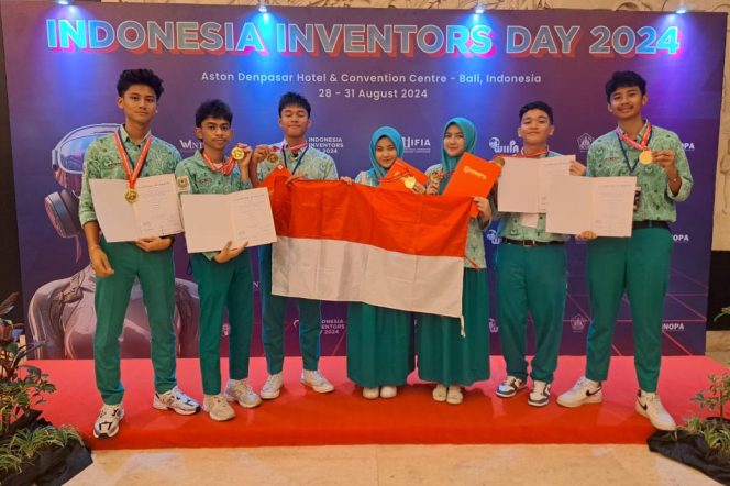 
					SMA YPSA Raih Medali Emas Indonesia Inventors Day (IID) 2024 di Bali