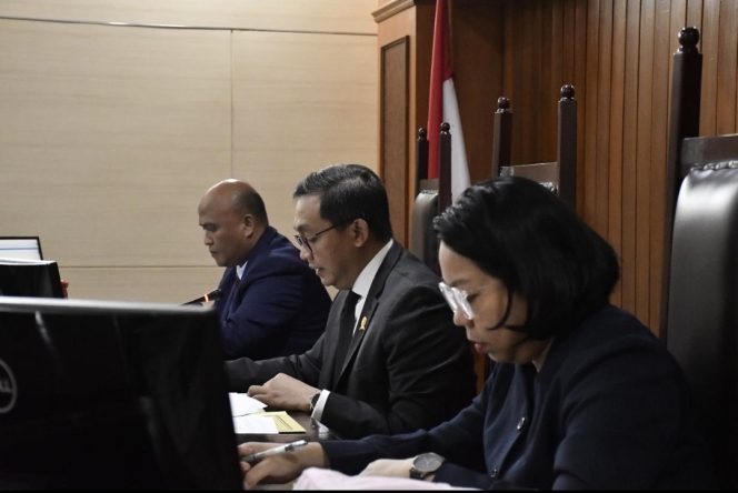 
					KPPU Denda PT Morula Indonesia Rp 10 Miliar Karena Terlambat Notifikasi Akuisisi PT Medika Sejahtera Bersama