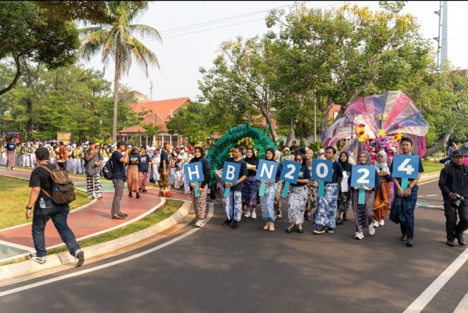 
					Rayakan Hari Batik Nasional 2024 di Museum Batik Indonesia: Batik sebagai Budaya Berkelanjutan