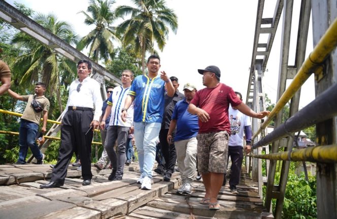 
					Tinjau Jembatan Papan dan Serap Aspirasi Masyarakat Nias Barat, Bobby Nasution Diyakini Jadi Solusi