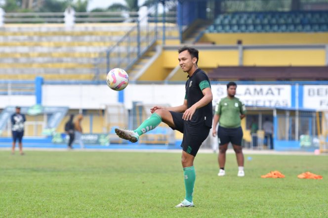 
					Rahmat Hidayat penyerang PSMS saat sedang berlatih. Foto istimewa