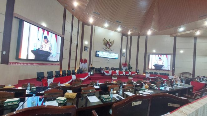 
					Paripurna DPRD Medan, Rommy Singgung Pelayanan Publik OPD Buruk