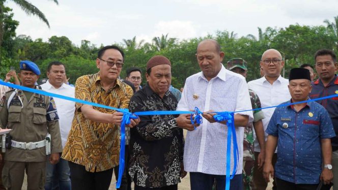 
					Syah Afandin Resmikan Pabrik Kelapa Sawit PT SIS